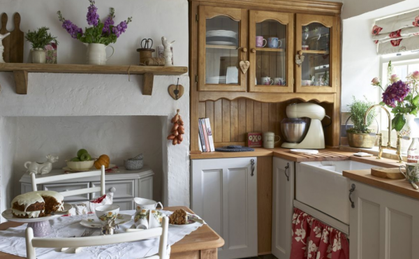 Koleksi Perabotan Vintage dalam Dapur